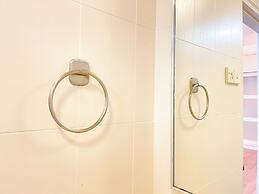 Fahrenheit Suites by Manhattan Group