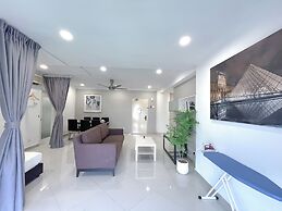 Fahrenheit Suites by Manhattan Group