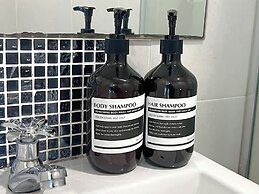 Fahrenheit Suites by Manhattan Group