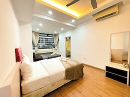 Fahrenheit Suites by Manhattan Group