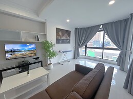 Fahrenheit Suites by Manhattan Group