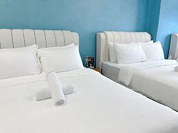 Fahrenheit Suites by Manhattan Group