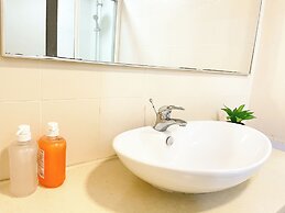 Fahrenheit Suites by Manhattan Group