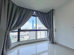 Fahrenheit Suites by Manhattan Group