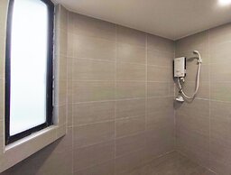 Plaza Berjaya by Manhattan Group