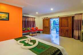 Golden Bayon Boutique Hotel