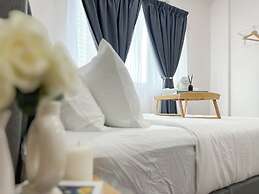 MH Maison by Manhattan Group