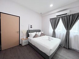 MH Maison by Manhattan Group