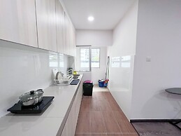 MH Maison by Manhattan Group