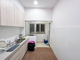 MH Maison by Manhattan Group