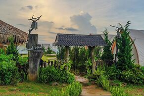 Cloud9 & Cloud View Glamping