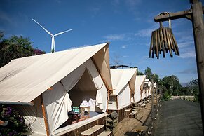 Cloud9 & Cloud View Glamping