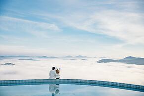 Cloud9 & Cloud View Glamping