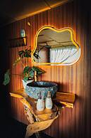 Cloud9 & Cloud View Glamping