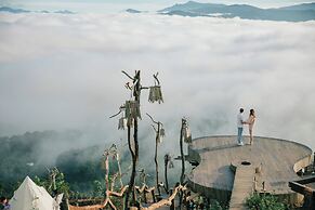 Cloud9 & Cloud View Glamping