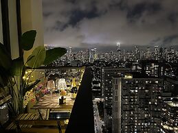 Skyline Luxe Panoramic Suites & towers Toronto