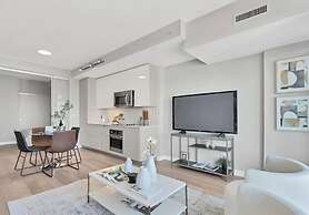 Skyline Luxe Panoramic Suites & towers Toronto