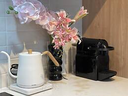 Skyline Luxe Panoramic Suites & towers Toronto