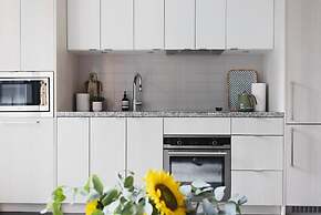 Skyline Luxe Panoramic Suites & towers Toronto