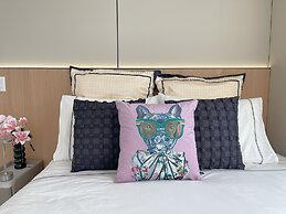 Skyline Luxe Panoramic Suites & towers Toronto