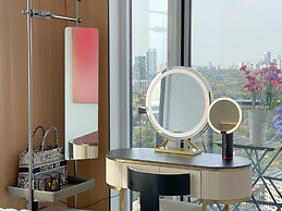 Skyline Luxe Panoramic Suites & towers Toronto