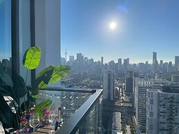 Skyline Luxe Panoramic Suites & towers Toronto