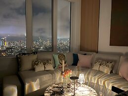 Skyline Luxe Panoramic Suites & towers Toronto