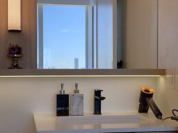 Skyline Luxe Panoramic Suites & towers Toronto