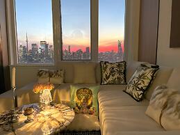 Skyline Luxe Panoramic Suites & towers Toronto