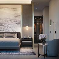 Skyline Luxe Panoramic Suites & towers Toronto