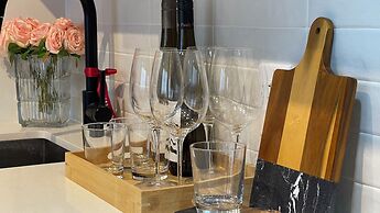 Skyline Luxe Panoramic Suites & towers Toronto