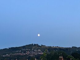 Flat With the View in Stroud