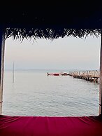 B. Home Resort and Spa