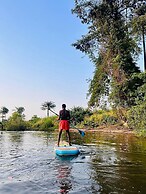 B. Home Resort and Spa