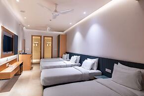 Krishna Courtyard Hotel And Convention