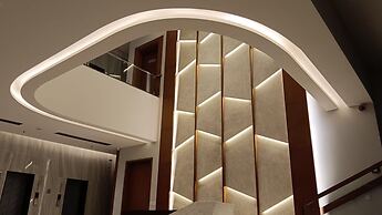 Krishna Courtyard Hotel And Convention