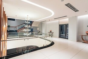 Krishna Courtyard Hotel And Convention