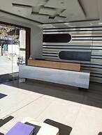 Jot Pass Hotel