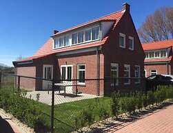 Pleasant Holiday Home With Garden