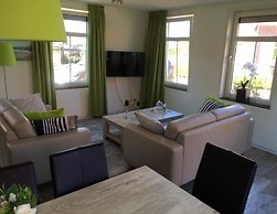 Pleasant Holiday Home With Garden