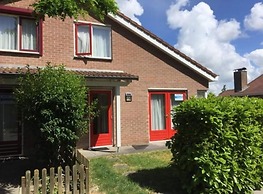 Pleasant Holiday Home With Garden