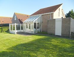 Pleasant Holiday Home With Garden