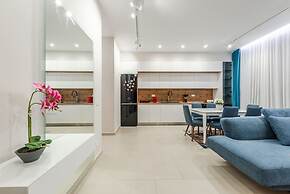 Golden Glow Villa Green Coast