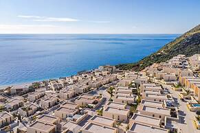 Golden Glow Villa Green Coast