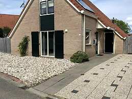 Lovely Bungalow With Garden