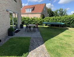 Lovely Bungalow With Garden