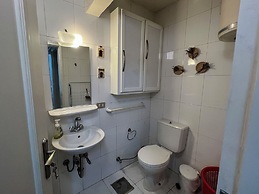 Les Bougainvilliers GuestHouse by Hansa