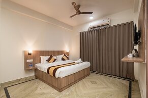 Saavi Hotel Medicity