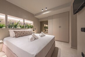 Apollonos 28 Luxury Suites