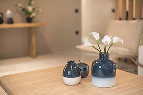 Apollonos 28 Luxury Suites